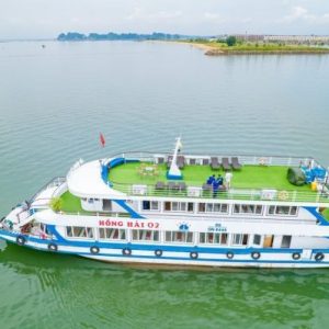 Tour Du Lịch Hạ Long 6 Tiếng Trên Du Thuyền – Khám Phá Hang Sửng Sốt, Đảo Titop