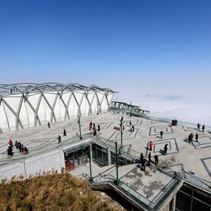 Tour Du Lịch Leo Núi Fansipan 3 Ngày 4 Đêm – Chinh Phục Nóc Nhà Đông Dương