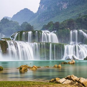 Tour Du Lịch Cao Bằng Bản Giốc 2 Ngày 2 Đêm – Khám Phá Non Nước Hùng Vĩ