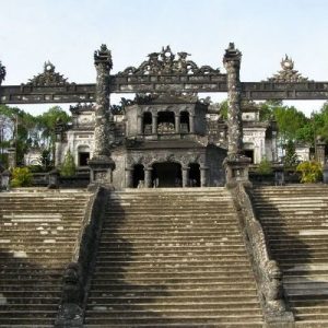 Tour Du Lịch Huế – Lăng Khải Định – Chùa Thiên Mụ 1 Ngày